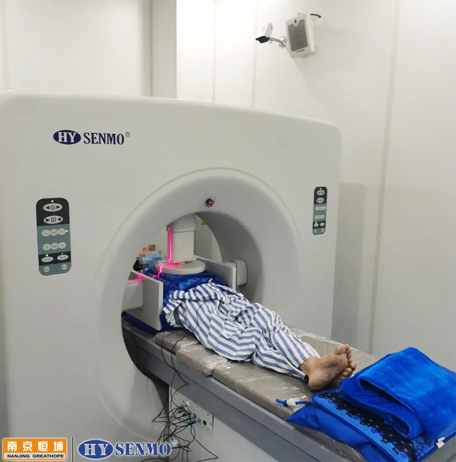 成都市新都區(qū)人民醫(yī)院_引進恒埔腫瘤熱療機_為病患者(曾婆婆)做熱療治療 成都市新都區(qū)人民醫(yī)院_引進恒埔腫瘤<a target='_blank' title='熱療' ><strong>熱療</strong></a>機_為病患者(曾婆婆)做熱療治療