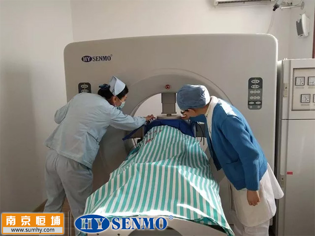 為完善胸部腫瘤的治療手段，山東省胸科醫(yī)院引進了恒埔射頻熱療機。