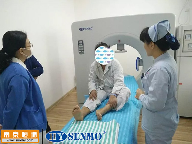 為完善胸部腫瘤的治療手段，山東省胸科醫(yī)院引進了恒埔射頻熱療機。